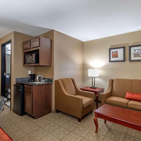 Comfort Suites Эннис Экстерьер фото
