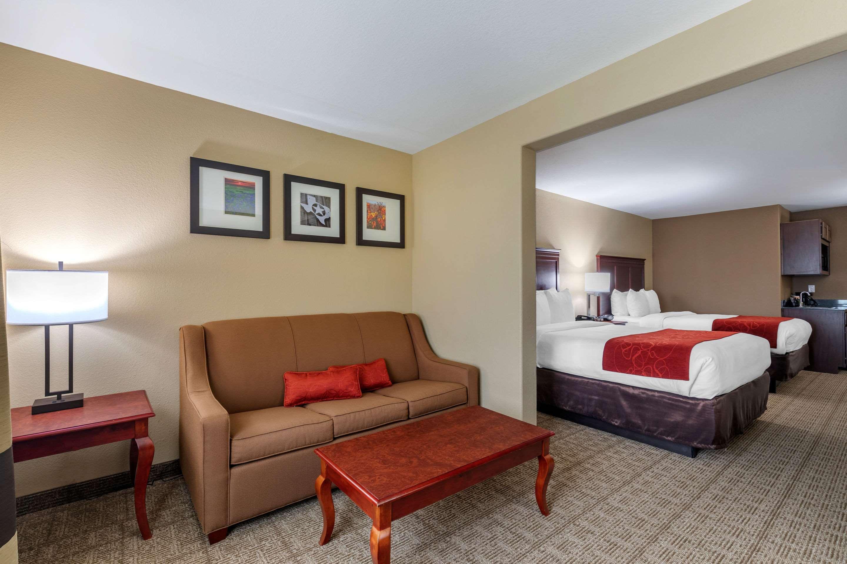 Comfort Suites Эннис Экстерьер фото