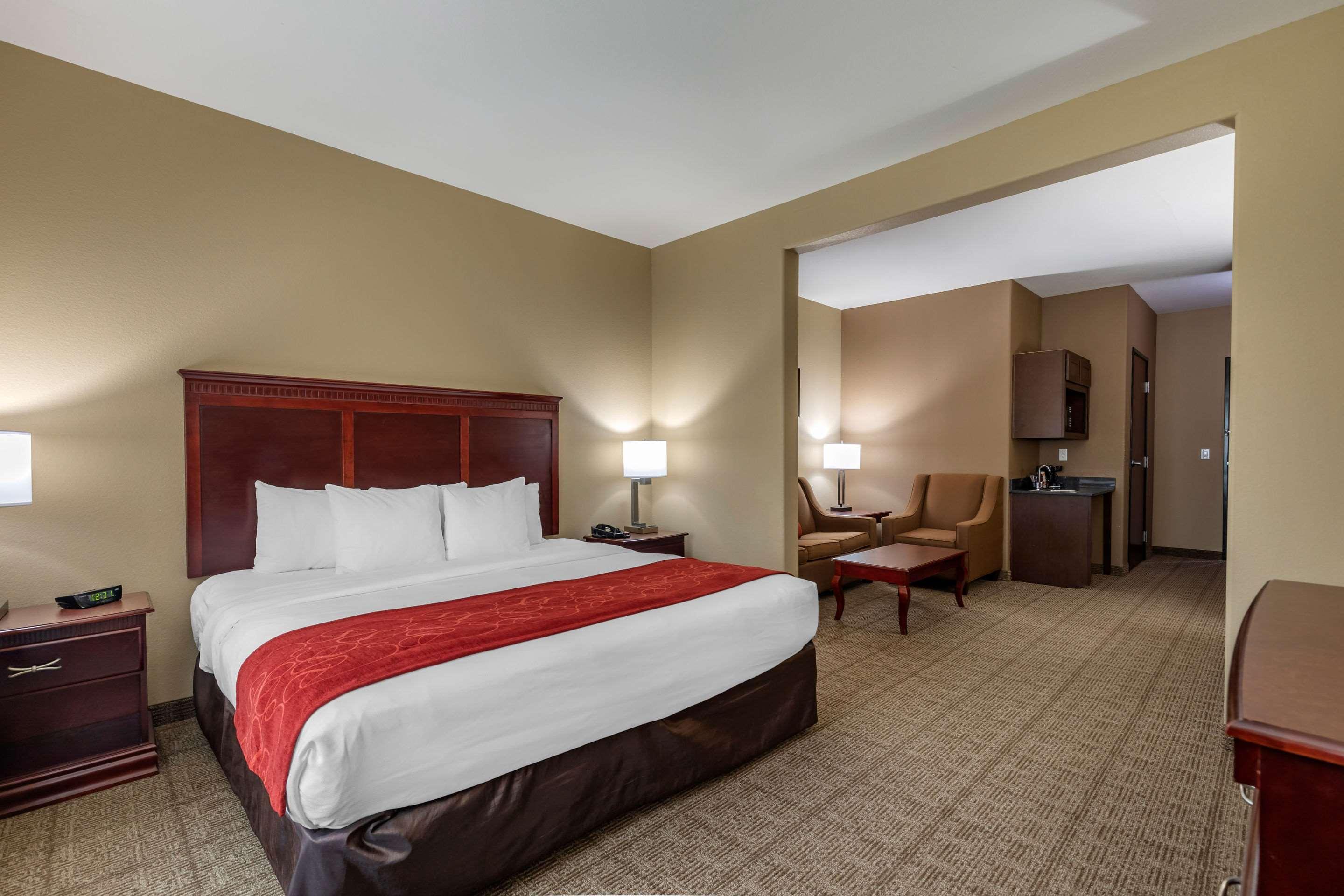 Comfort Suites Эннис Экстерьер фото
