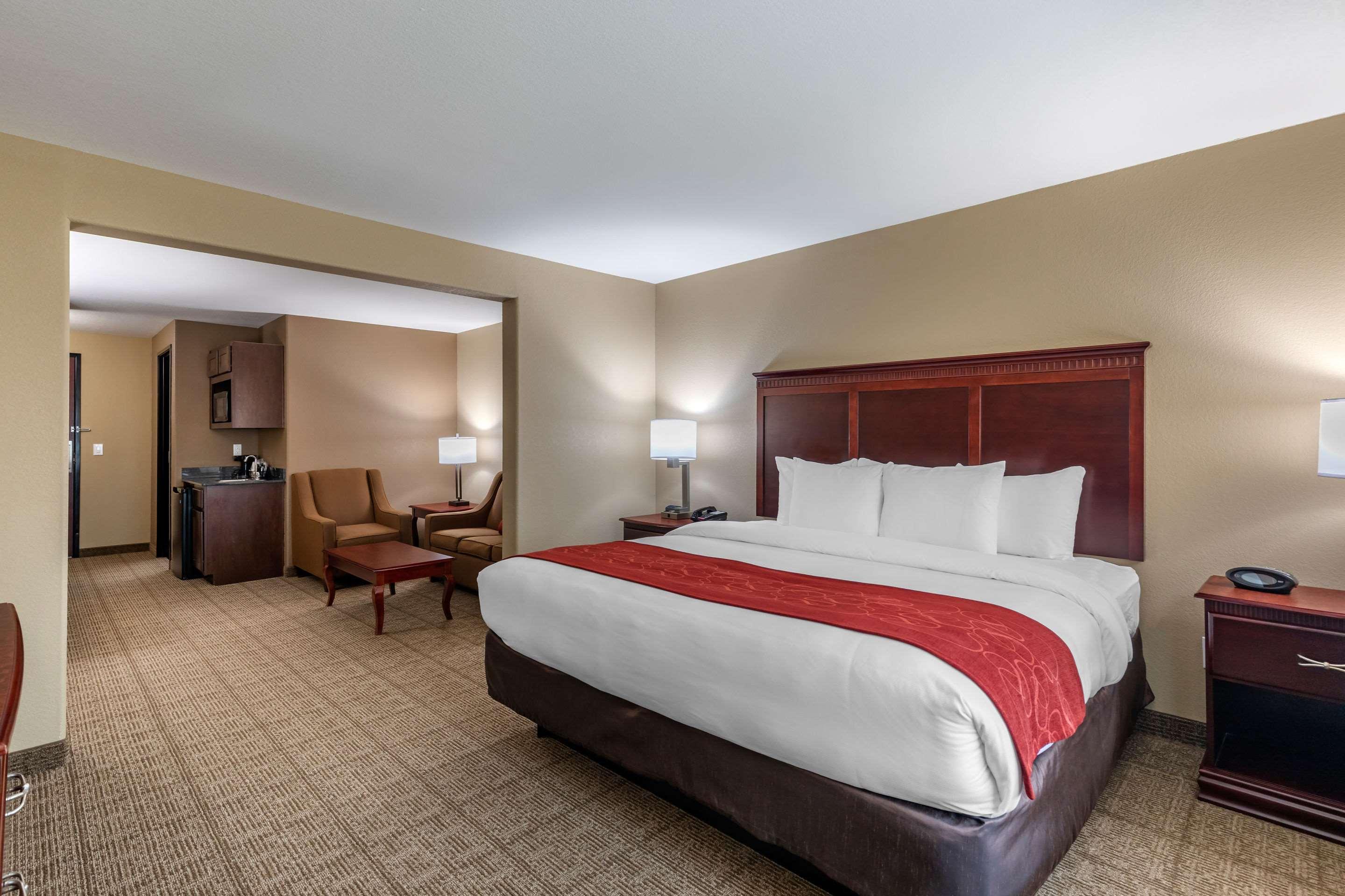 Comfort Suites Эннис Экстерьер фото