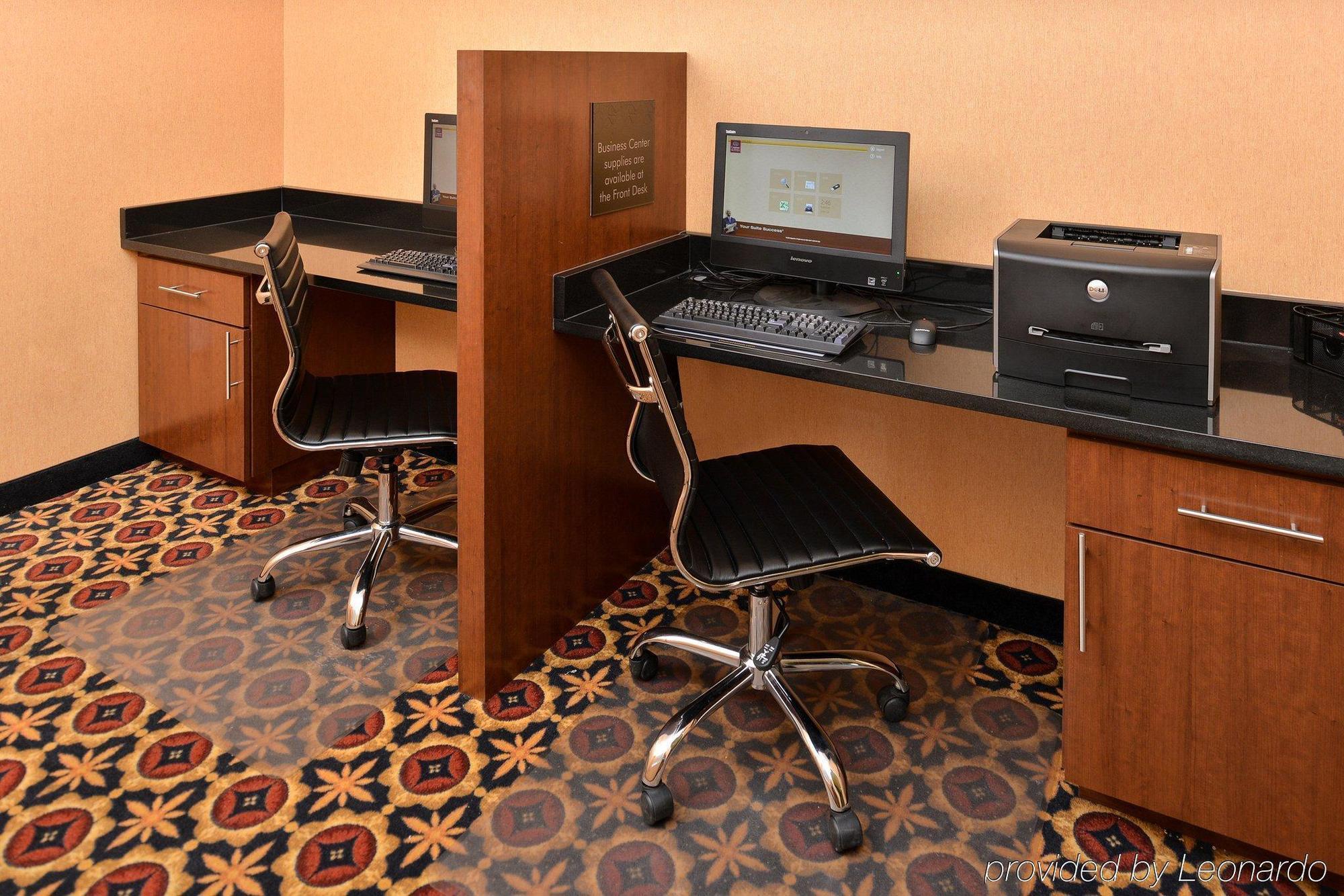 Comfort Suites Эннис Экстерьер фото