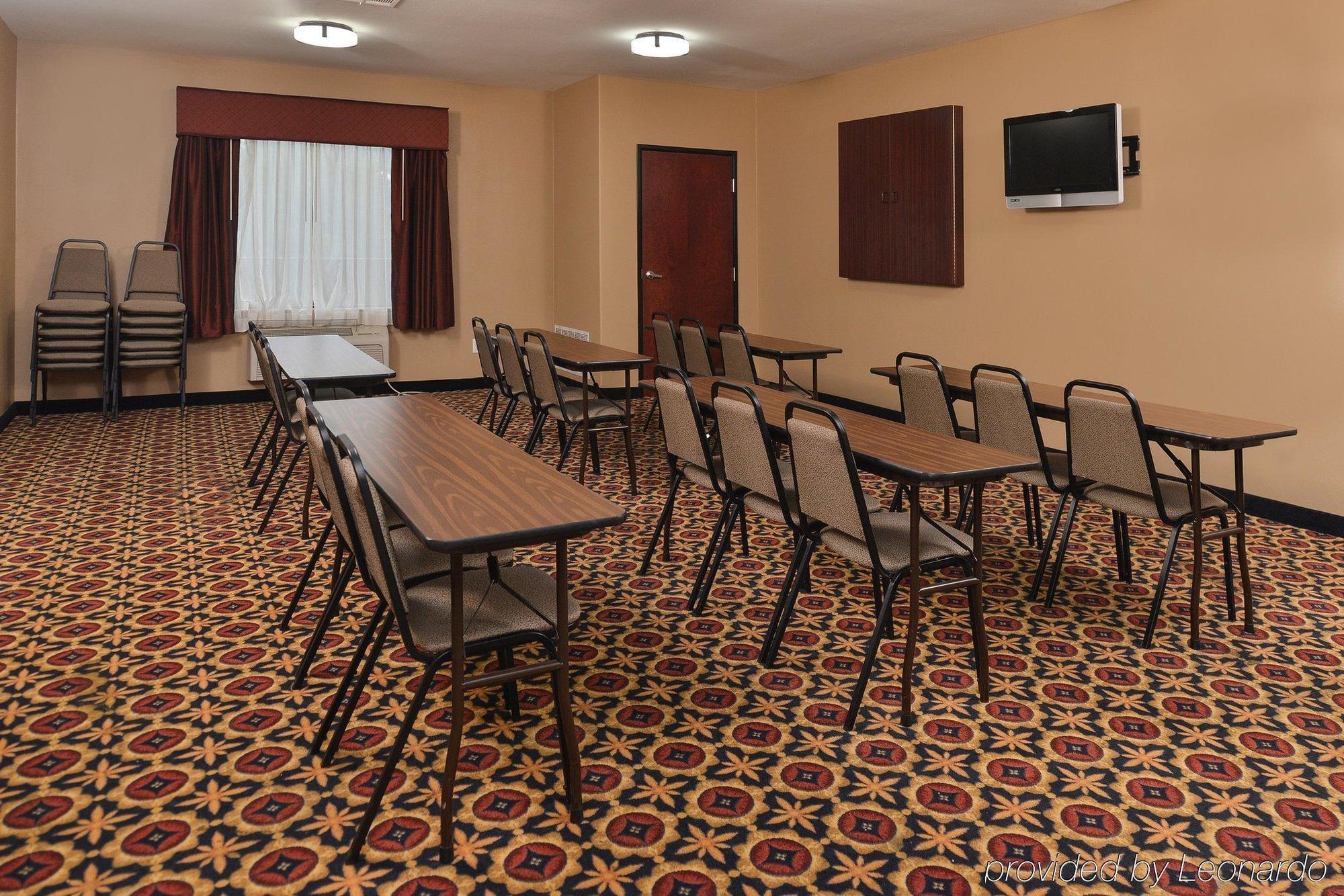 Comfort Suites Эннис Экстерьер фото