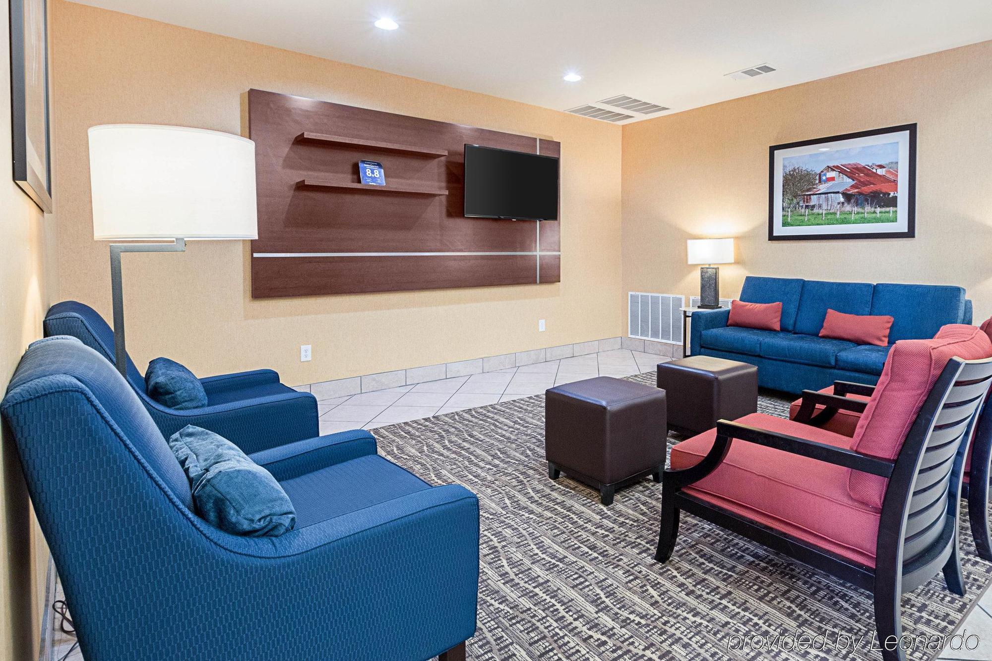 Comfort Suites Эннис Экстерьер фото