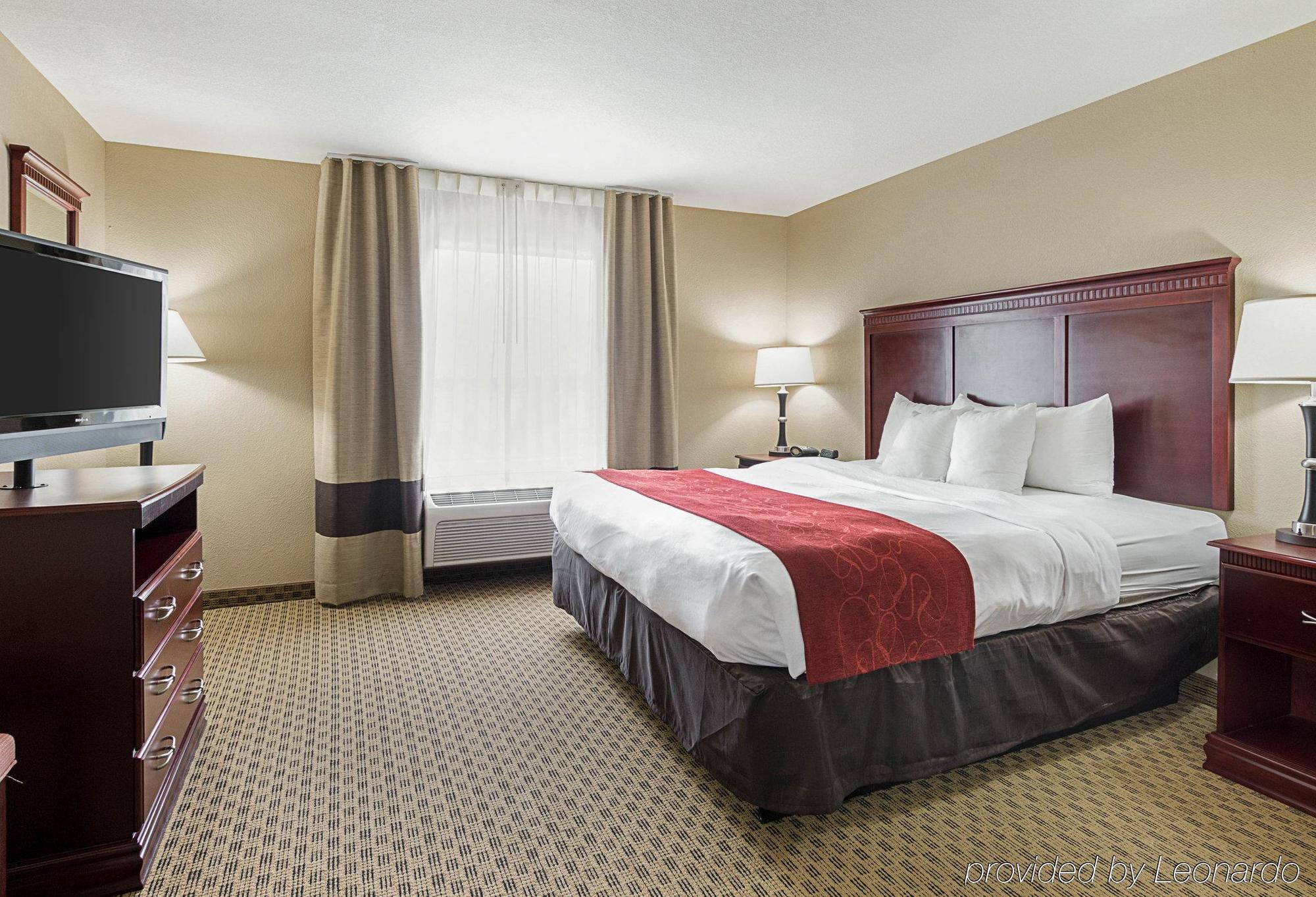 Comfort Suites Эннис Экстерьер фото