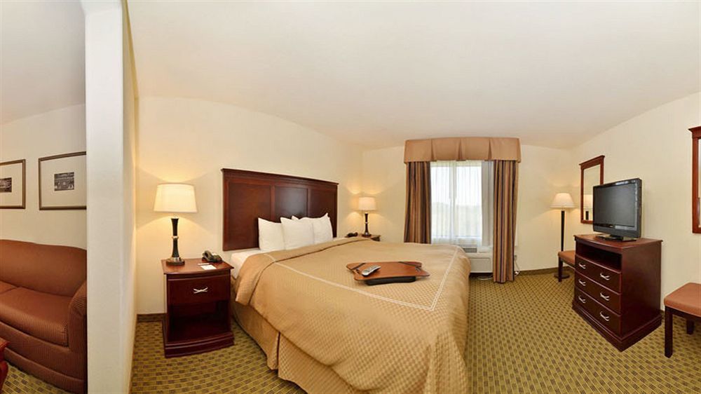 Comfort Suites Эннис Экстерьер фото