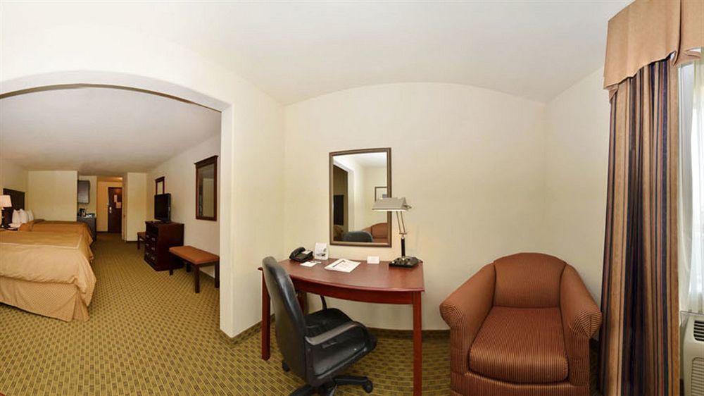 Comfort Suites Эннис Экстерьер фото