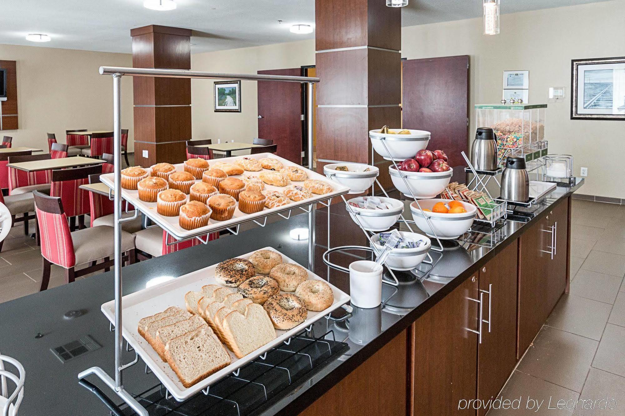 Comfort Suites Эннис Экстерьер фото
