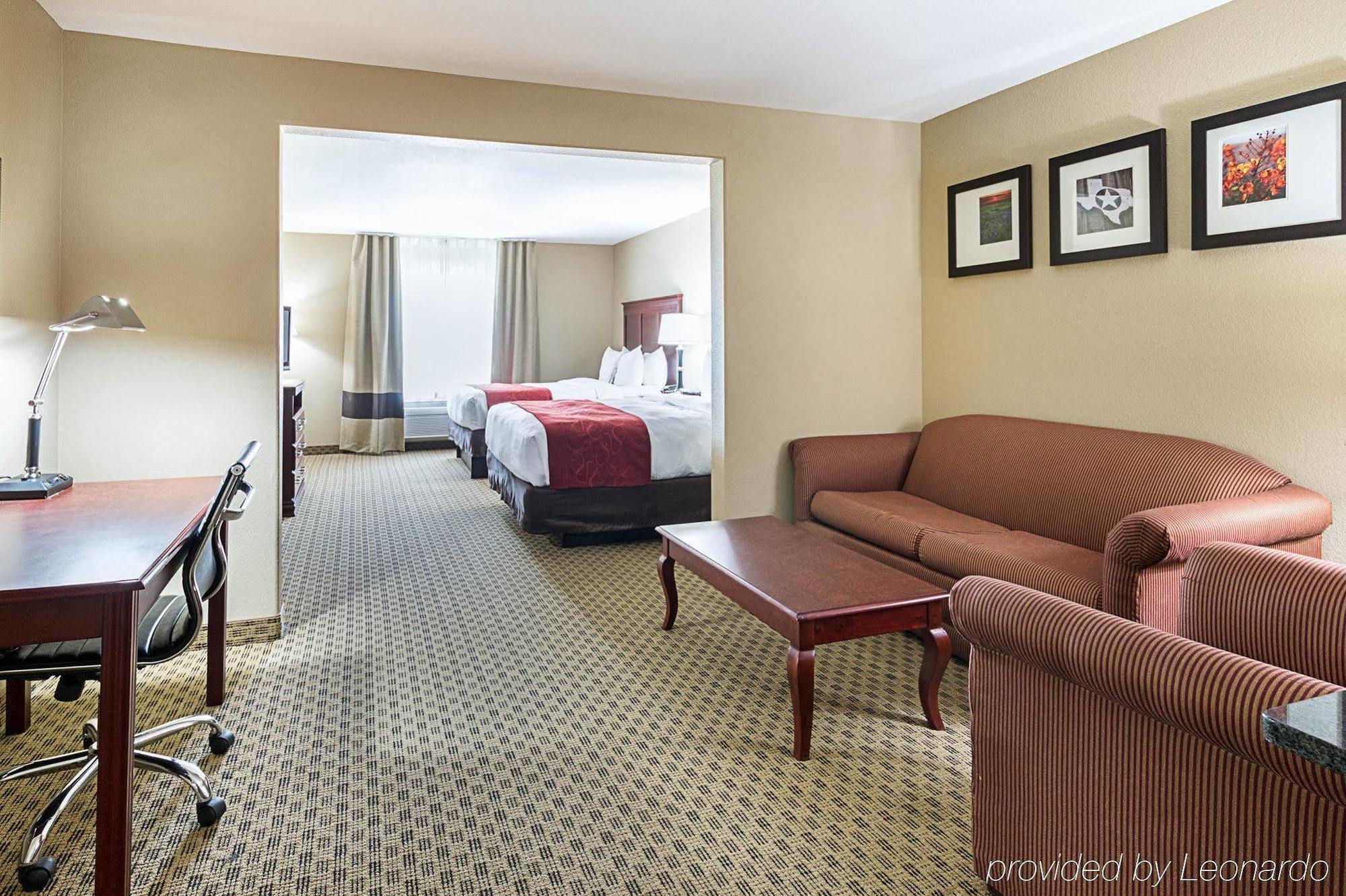 Comfort Suites Эннис Экстерьер фото