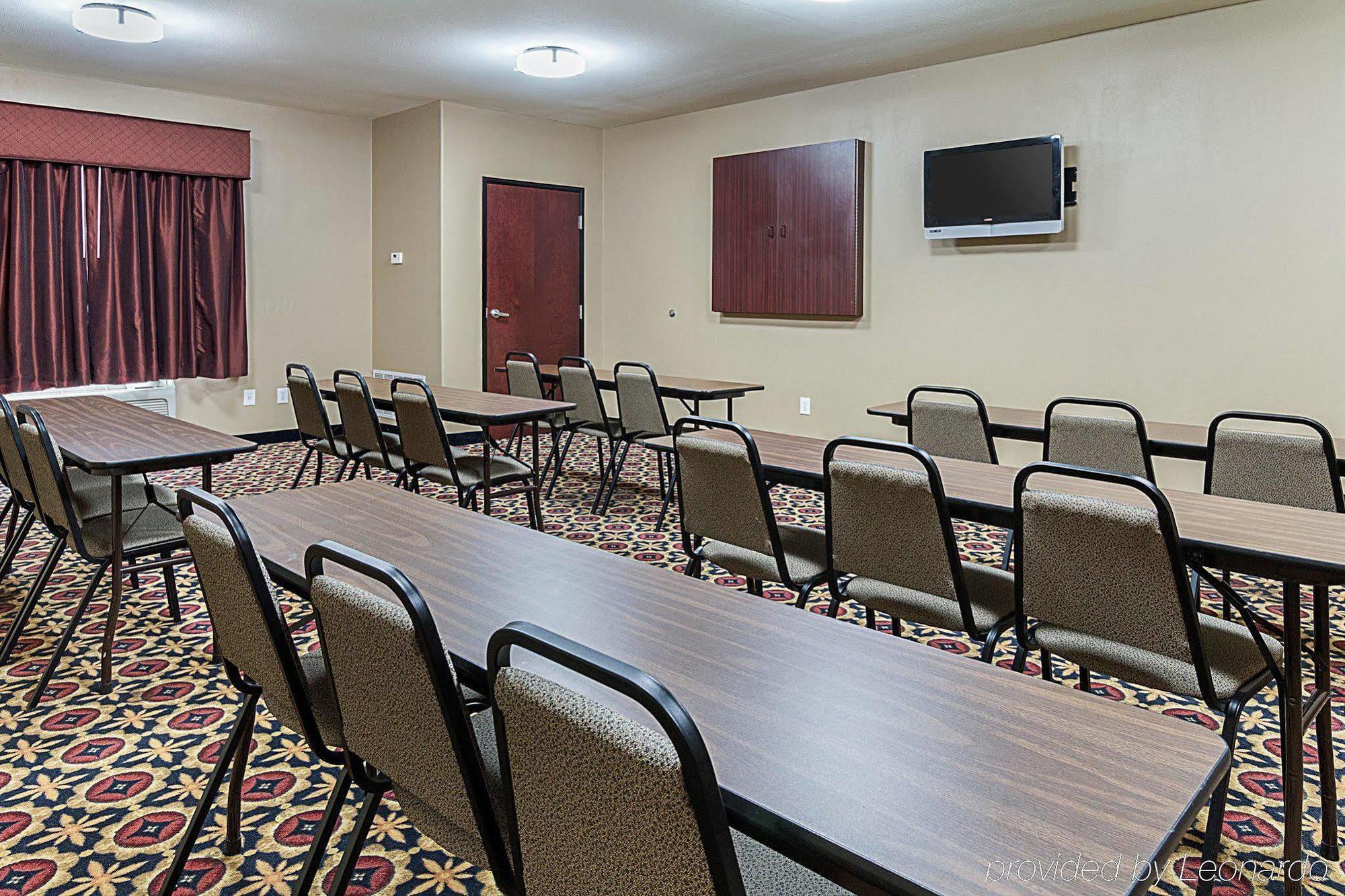 Comfort Suites Эннис Экстерьер фото